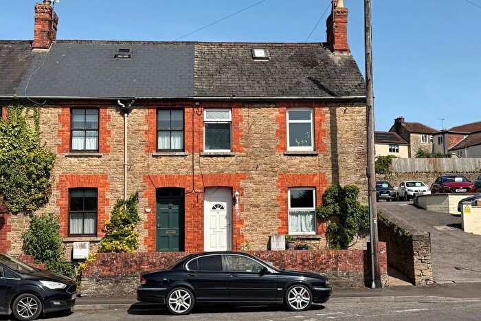 3 Bedroom End Of Terrace House For Sale In Silver Street, Wincanton, Somerset, BA9