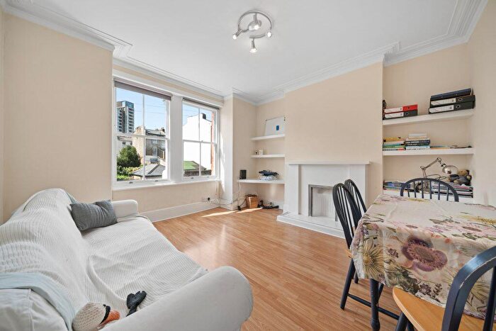 2 Bedroom Flat To Rent In Hargrave Road, Archway, N19