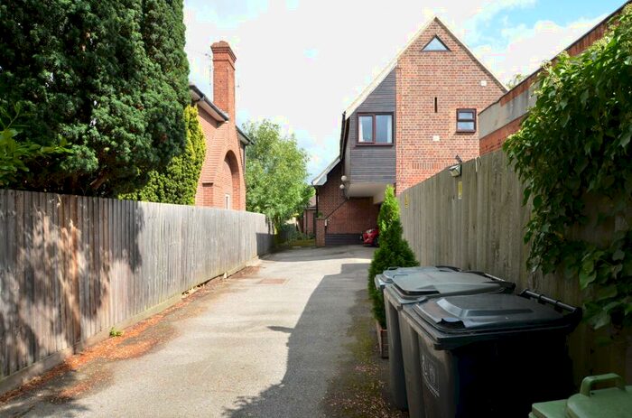 2 Bedroom House To Rent In Shelford Road, Trumpington. ., CB22