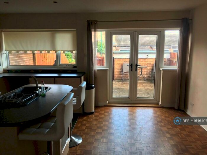 3 Bedroom End Of Terrace House To Rent In The Orchard, East Boldon, NE36