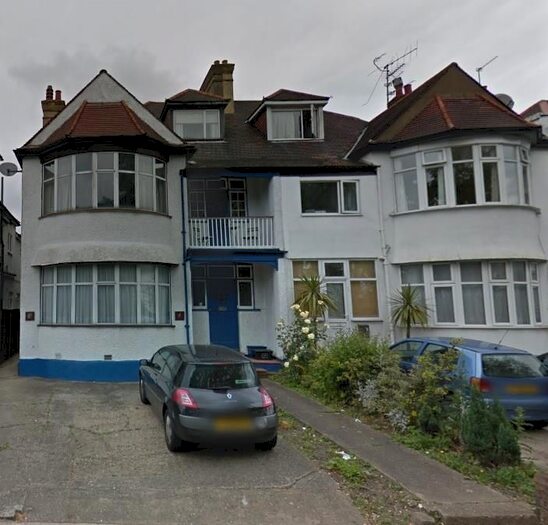 Studio To Rent In Queens Road, Hendon, London, NW4