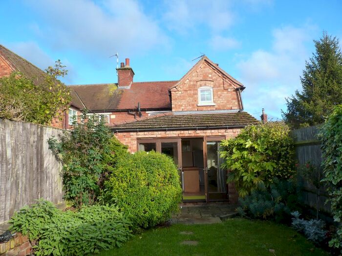 3 Bedroom Cottage To Rent In Church Road, Long Itchington, Southam, CV47