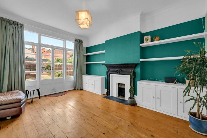 2 Bedroom Flat For Sale In Riffel Road, Willesden Green, NW2