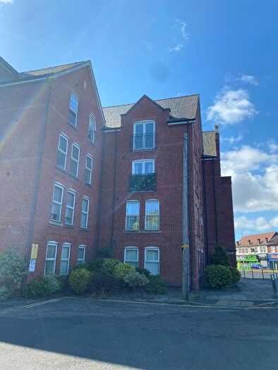 2 Bedroom Flat To Rent In College Road, Crosby, Liverpool, L23