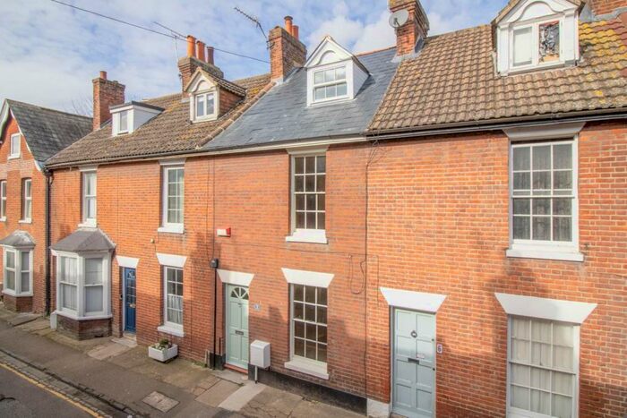 3 Bedroom Terraced House To Rent In Albion Place, Canterbury, CT1