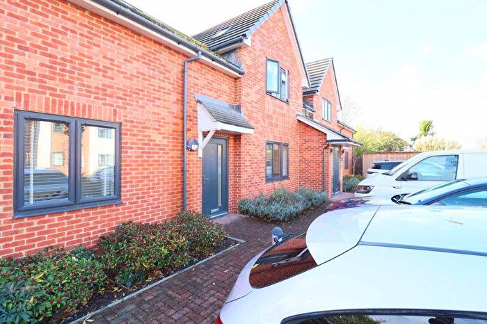 2 Bedroom Flat To Rent In Barnwood Road, Gloucester, GL4