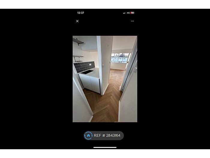 Studio To Rent In Pullman Court, Streatham, SW2
