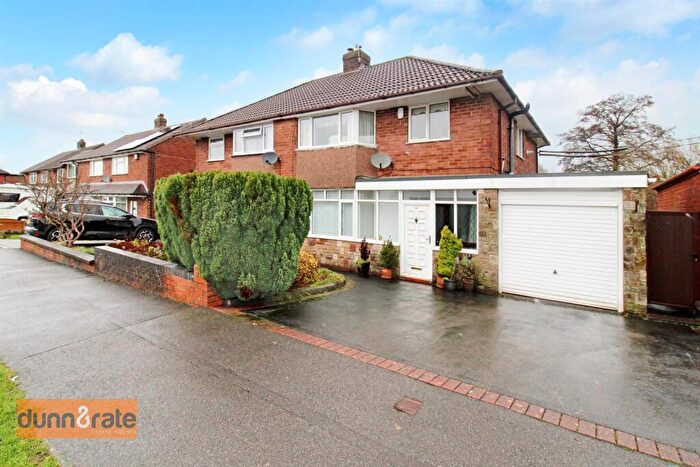 3 Bedroom Semi-Detached House For Sale In Field Avenue, Baddeley Green, Stoke-On-Trent, ST2