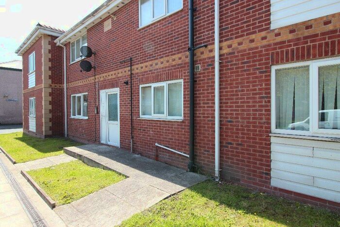 2 Bedroom Flat To Rent In Ainsworth Road, Radcliffe, M26