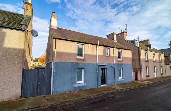 2 Bedroom Flat For Sale In Reform Street, Montrose, DD10