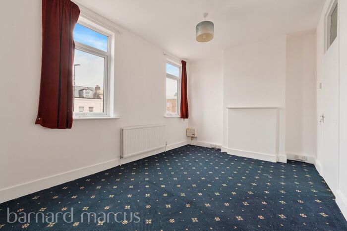1 Bedroom Flat To Rent In Tooting High Street, London, SW17