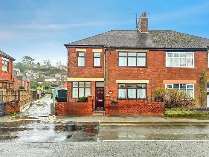 3 Bedroom Semi Detached House For Sale In Macclesfield Road, Leek, Staffordshire, ST13