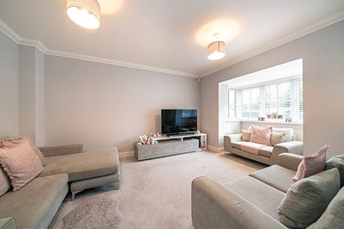 3 Bedroom Terraced House For Sale In Church Lane, Aston Clinton, Aylesbury, HP22