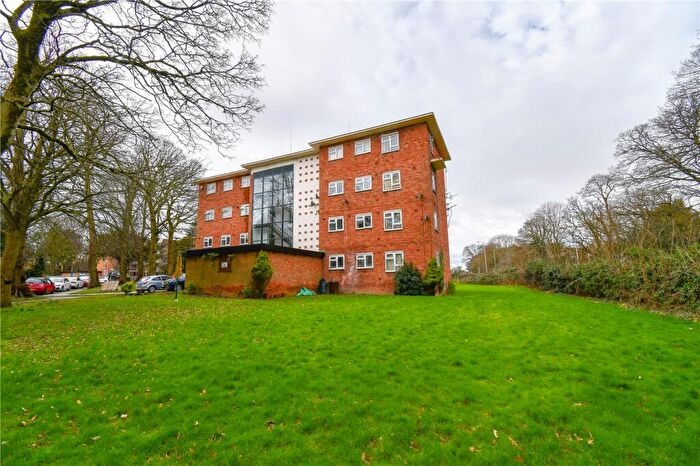 1 Bedroom Flat For Sale In Torrington Drive, Thingwall, Wirral, CH61