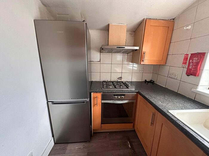 1 Bedroom Flat To Rent In Ley Street, Ilford, IG1