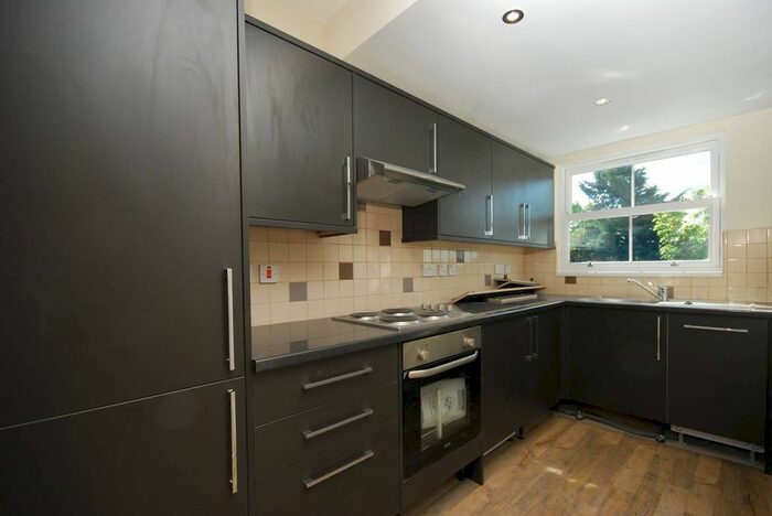 1 Bedroom Flat To Rent In Bird In Bush Road, Peckham, London, SE15