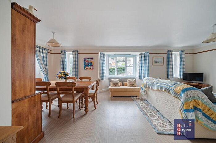 2 Bedroom Apartment For Sale In Stafford Road, Swanage, BH19