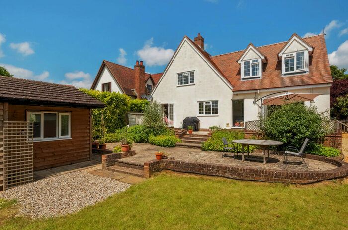 4 Bedroom Detached House For Sale In Duddenhoe End, Saffron Walden, Essex, CB11