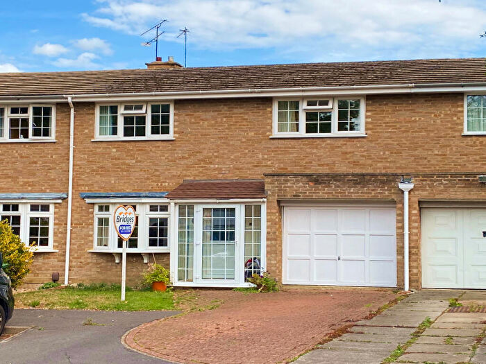 3 Bedroom Terraced House To Rent In Polden Close, Farnborough, GU14