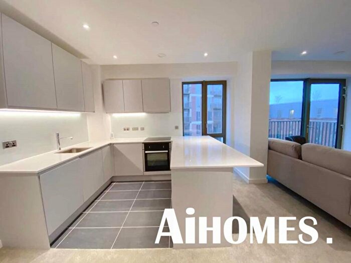 2 Bedroom Flat To Rent In Local Crescent, Hulme Street, Salford, M5