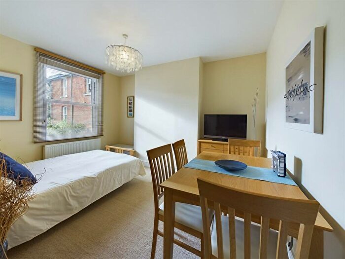 2 Bedroom Apartment For Sale In Vicarage Road, Cromer, NR27