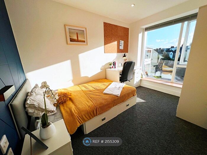 1 Bedroom Flat To Rent In Letty Street, Cardiff, CF24