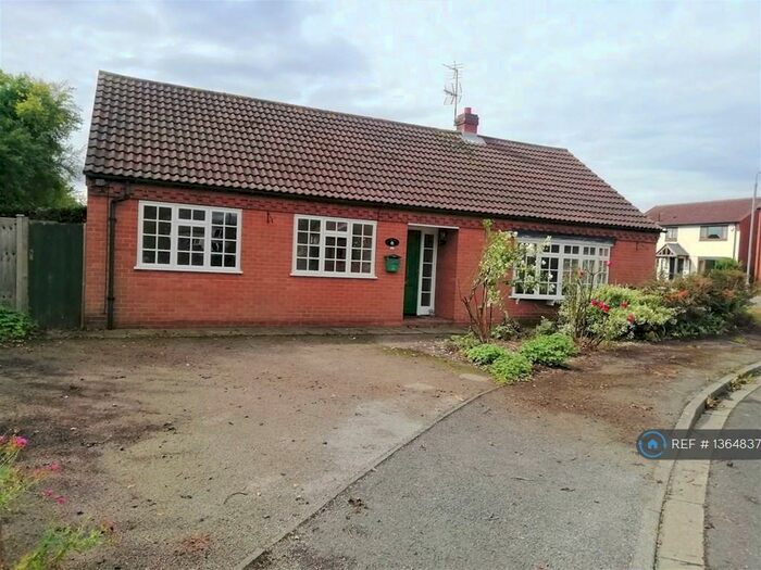 3 Bedroom Bungalow To Rent In Queens Close, East Markham, Newark, NG22