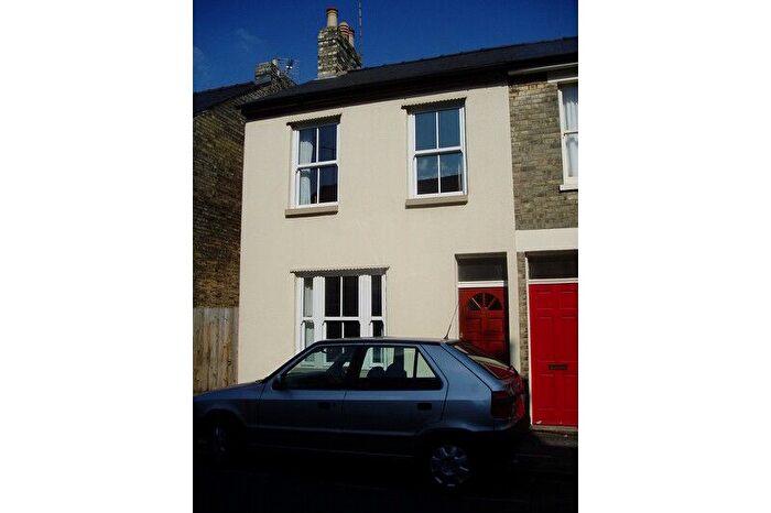3 Bedroom Terraced House To Rent In Catharine Street, Mill Road Area, Cambridge, CB1