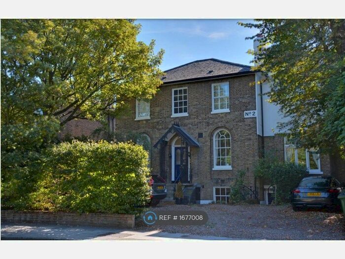 2 Bedroom Flat To Rent In Shooters Hill, London, SE3