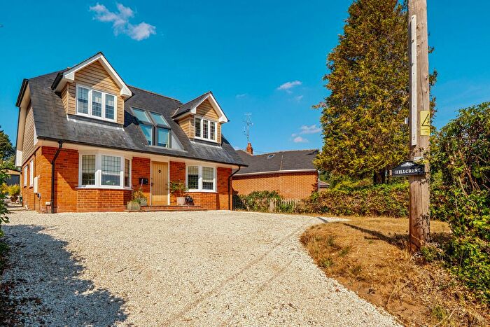 4 Bedroom Detached House For Sale In Tylers Lane, Bucklebury, Reading, Berkshire, RG7