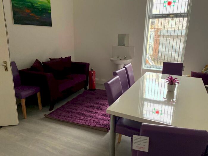 8 Bedroom Terraced House To Rent In Fenham, Newcastle Upon Tyne, NE2