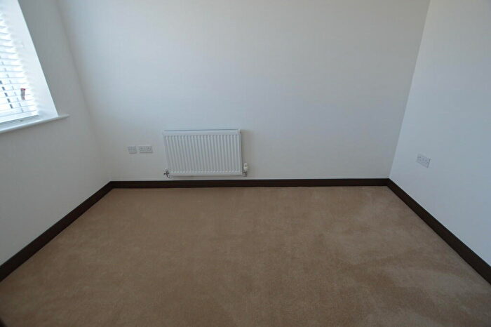 4 Bedroom Town House To Rent In Houghton Way, Bury St. Edmunds, IP33