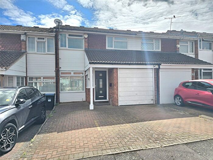 3 Bedroom Terraced House For Sale In Dersingham Drive, Longford, Coventry, CV6