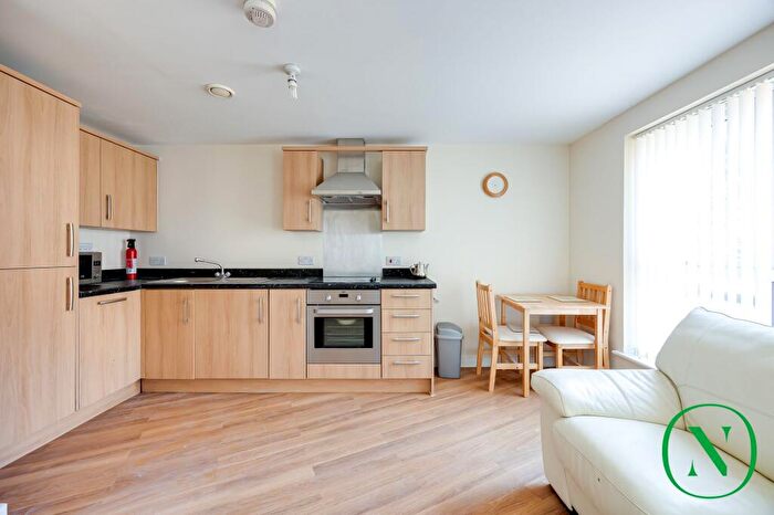 2 Bedroom Flat For Sale In Grove Road, Thornton Heath, CR7