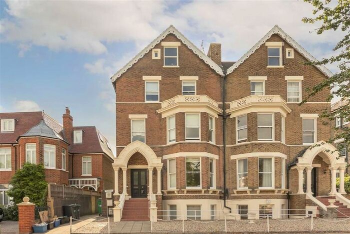1 Bedroom Flat To Rent In Kew Gardens Road, Kew, Richmond, TW9
