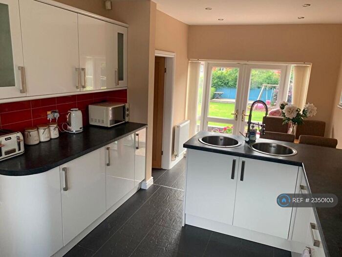 3 Bedroom Semi-Detached House To Rent In Bridgwood Road, Blythe Bridge, Stoke-On-Trent, ST11