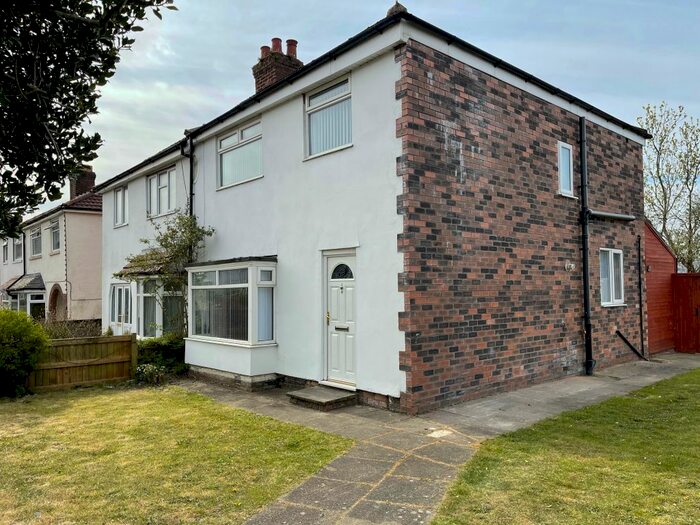 3 Bedroom Semi-Detached House To Rent In Sandbrook Road, Ainsdale, Southport, PR8