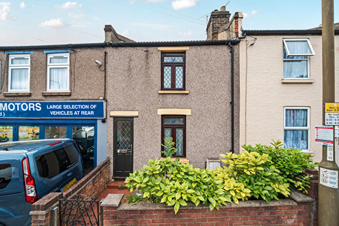 2 Bedroom Terraced House For Sale In Kings Highway, Plumstead, SE18