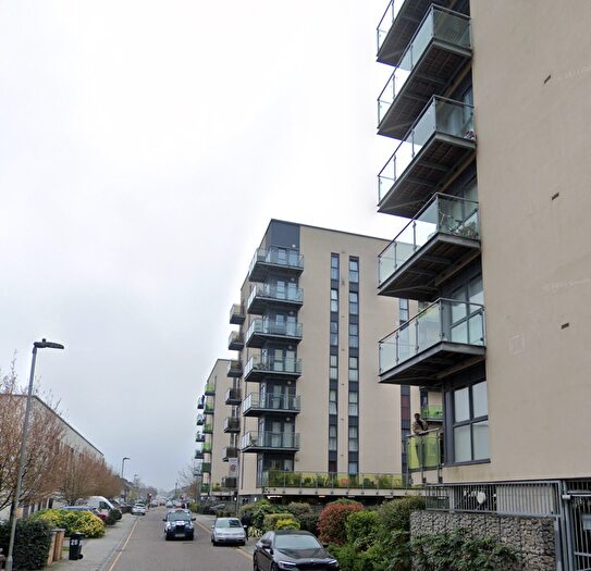 2 Bedroom Flat To Rent In Academy Way, Dagenham, RM8