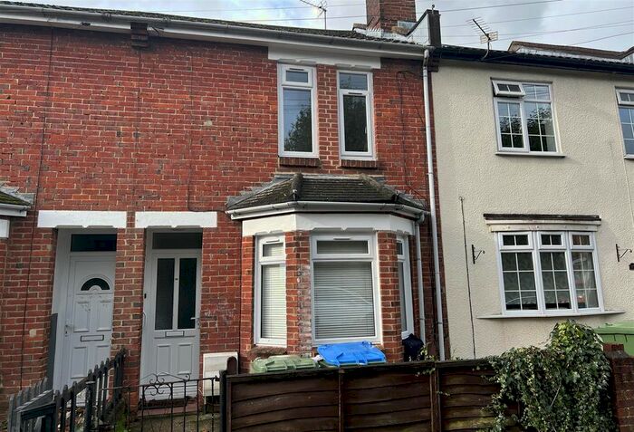3 Bedroom Terraced House To Rent In Imperial Avenue, Southampton, SO15