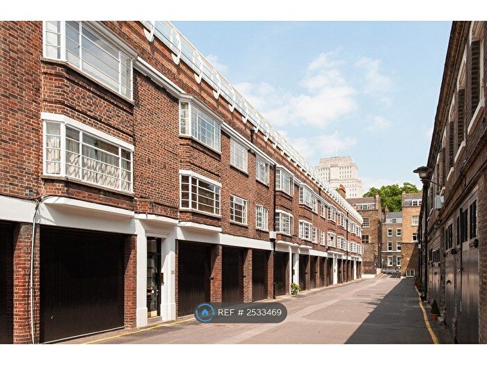 2 Bedroom Flat To Rent In Gower Mews Mansions, London, WC1E