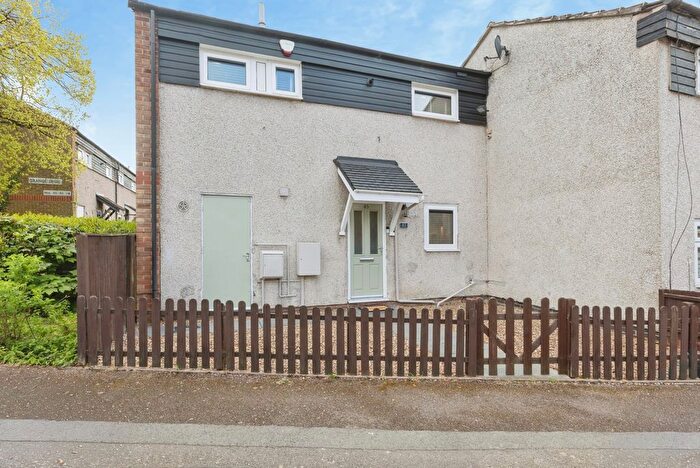 2 Bedroom End Terrace House For Sale In Grange Drive, Leicester, Leicestershire, LE2