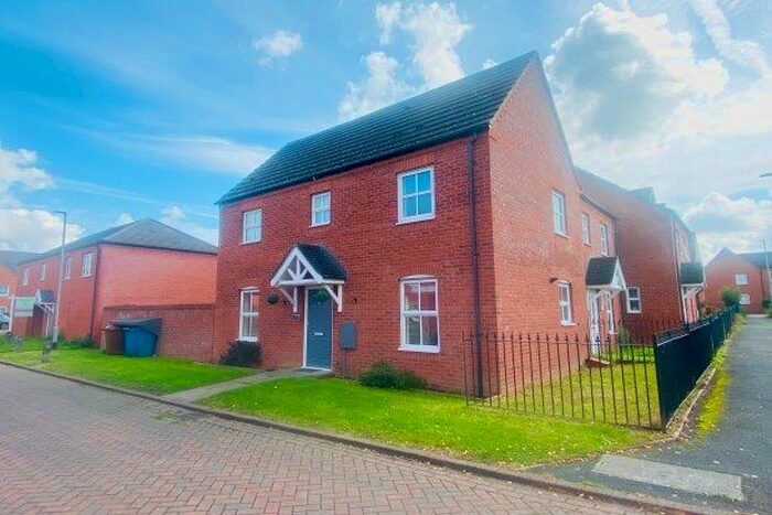 3 Bedroom Property To Rent In Bains Drive, Lichfield, WS13