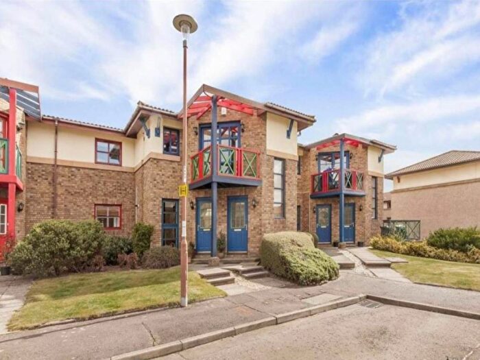 2 Bedroom Flat To Rent In East Werberside, Fettes, Edinburgh, EH4