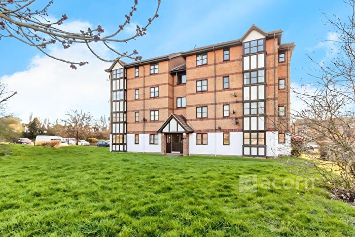 1 Bedroom Flat To Rent In Frobisher Road Erith, DA8