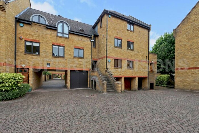 3 Bedroom Terraced House To Rent In Welland Mews, West Wapping, E1W