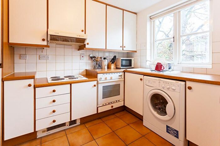 Studio To Rent In Brompton Park Crescent, London, SW6