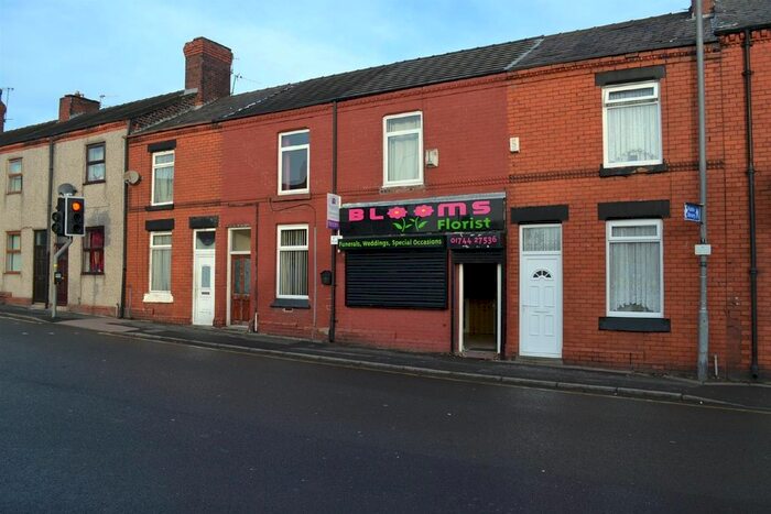 2 Bedroom Flat To Rent In Parr Stocks Road, St. Helens, WA9