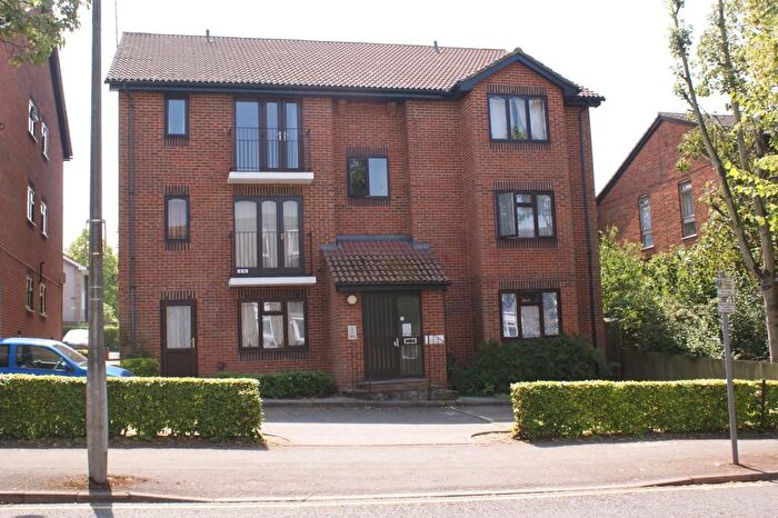 1 Bedroom Flat To Rent In Cavendish Road, Sutton, SM2