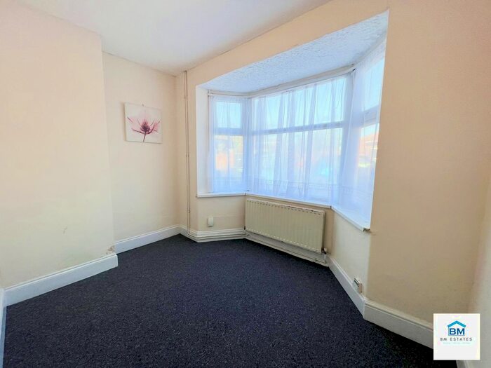 3 Bedroom Terraced House To Rent In Sidwell Street, Leicester, LE5